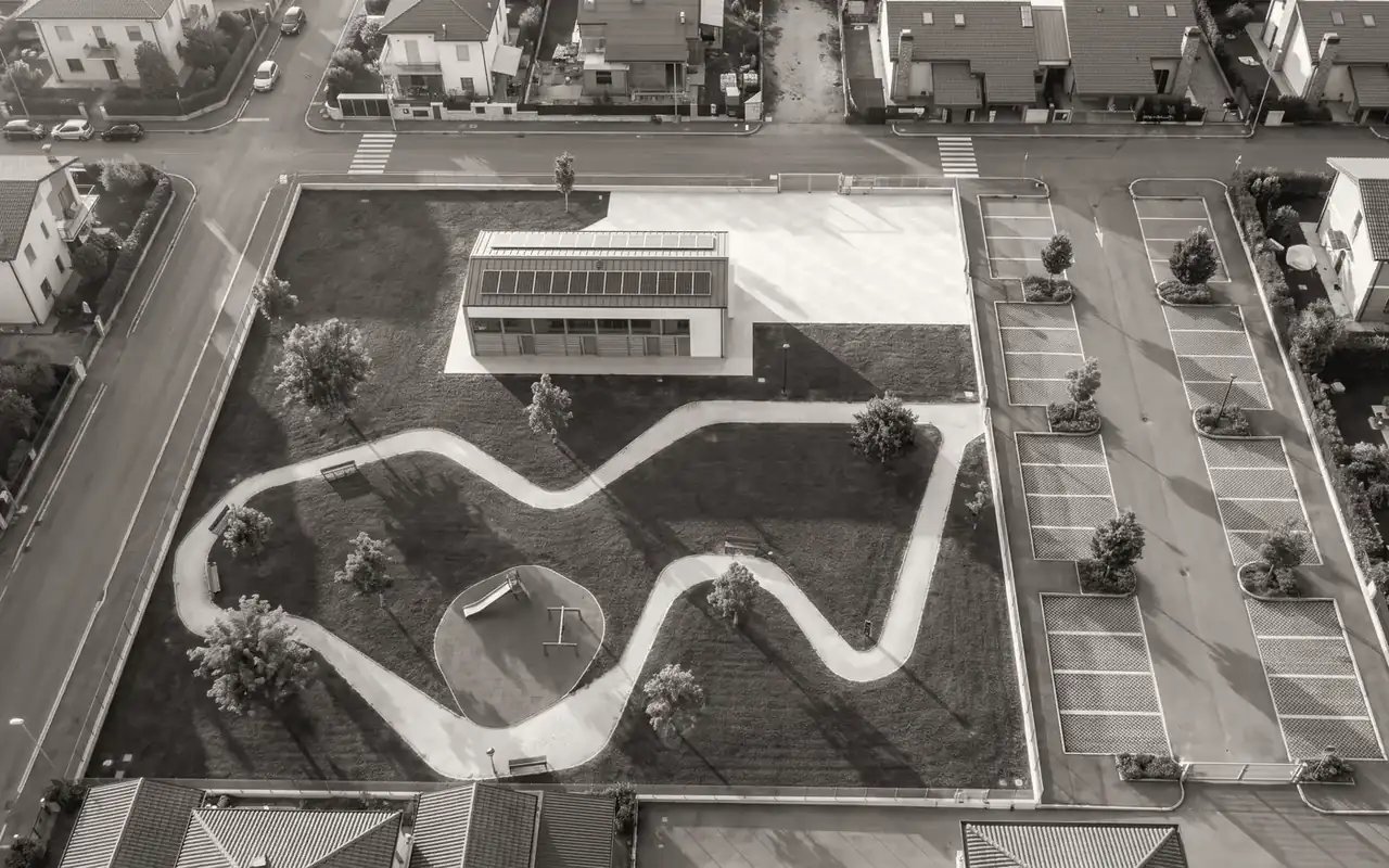 Pavillon de quartier et aire de jeux de Spinoretico, vue aérienne du projet
